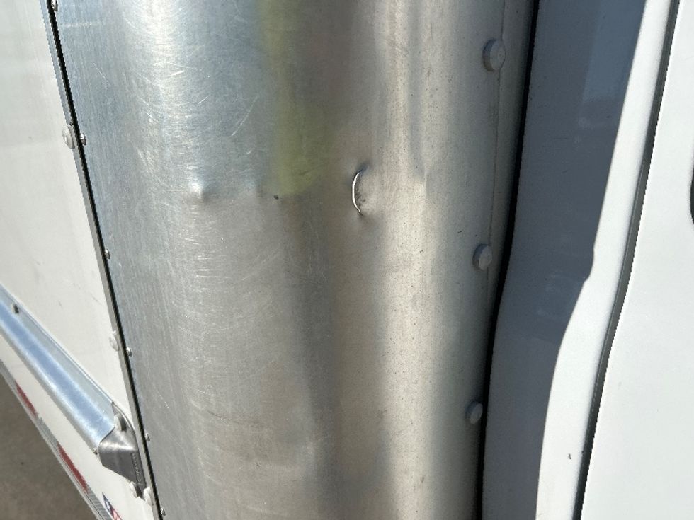 Light Duty Box Truck-Light and Medium Duty Trucks-GMC-2021-Savana G33903-Arlington-TX-96,032\n\t\tmiles-$ 29,750 - Image 24