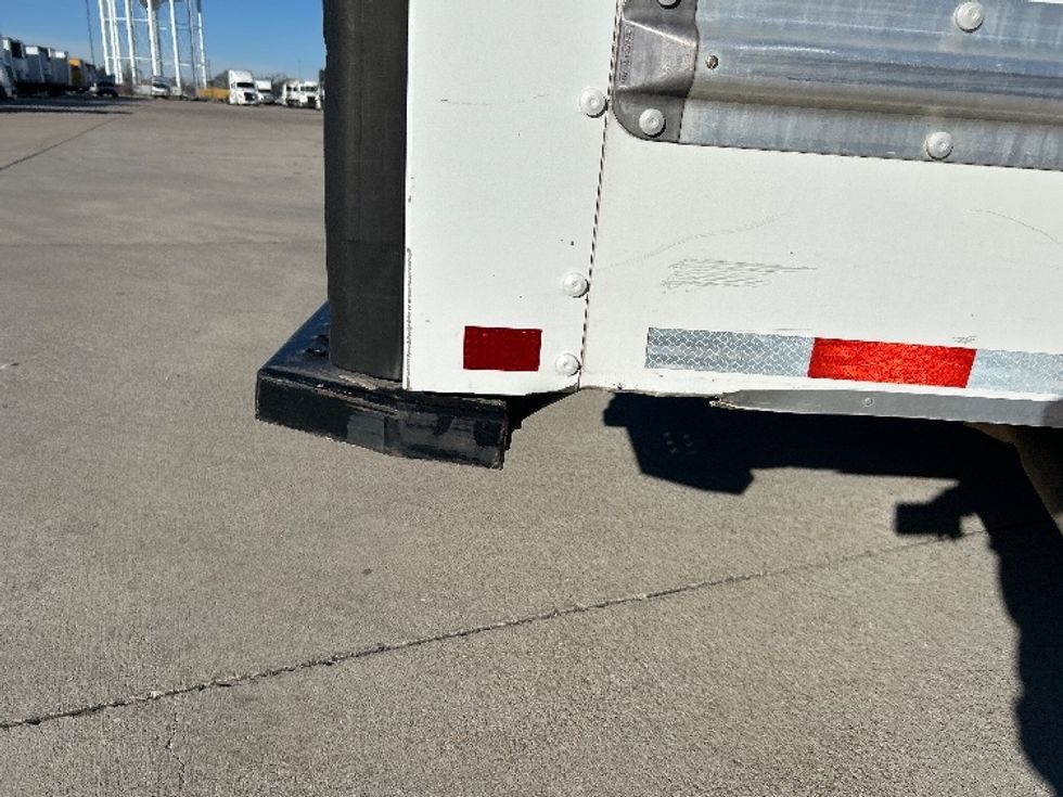 Light Duty Box Truck-Light and Medium Duty Trucks-GMC-2021-Savana G33903-Arlington-TX-96,032\n\t\tmiles-$ 29,750 - Image 25