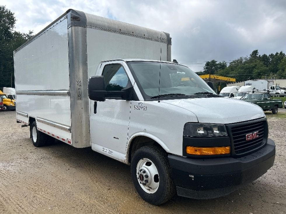 Light Duty Box Truck-Light and Medium Duty Trucks-GMC-2021-Savana G33903-Asheville-NC-61,605\n\t\tmiles-$ 35,750 - Image 1