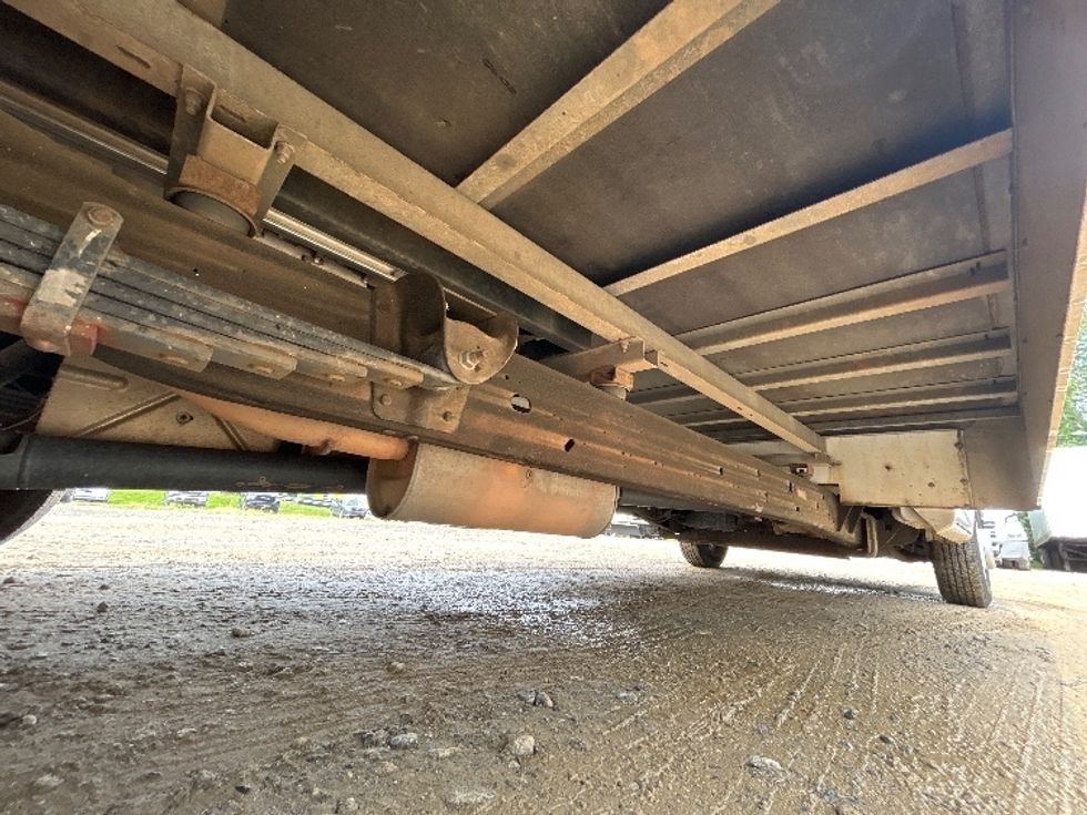 Light Duty Box Truck-Light and Medium Duty Trucks-GMC-2021-Savana G33903-Asheville-NC-61,605\n\t\tmiles-$ 35,750 - Image 14