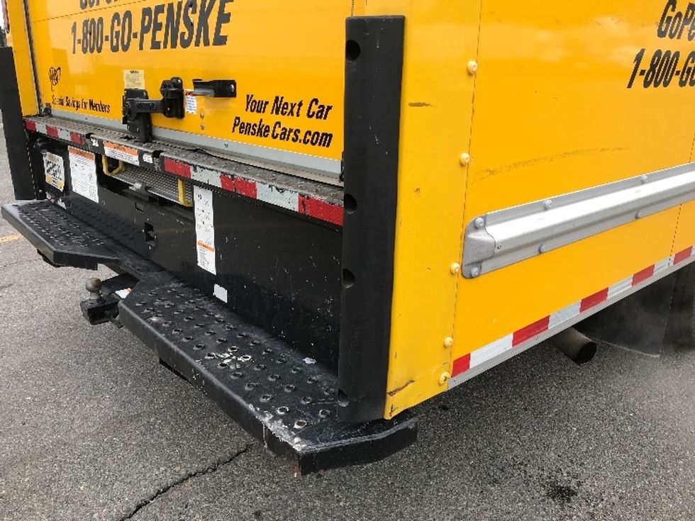 Light Duty Box Truck-Light and Medium Duty Trucks-GMC-2021-Savana G33903-Ashland-VA-70,991\n\t\tmiles-$ 36,000 - Image 27