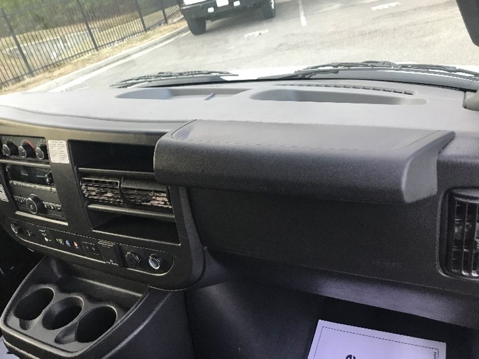 Light Duty Box Truck-Light and Medium Duty Trucks-GMC-2021-Savana G33903-Ashland-VA-91,732\n\t\tmiles-$ 32,250 - Image 20