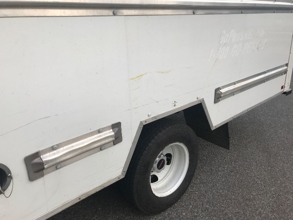 Light Duty Box Truck-Light and Medium Duty Trucks-GMC-2021-Savana G33903-Ashland-VA-91,732\n\t\tmiles-$ 32,250 - Image 24