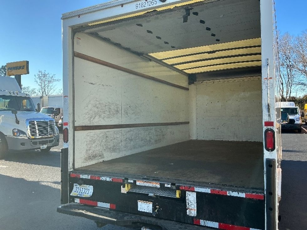 Light Duty Box Truck-Light and Medium Duty Trucks-GMC-2021-Savana G33903-Atlanta (Forest Park)-GA-92,220\n\t\tmiles-$ 31,750 - Image 10