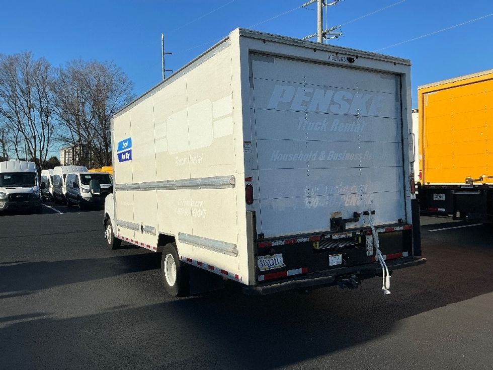 Light Duty Box Truck-Light and Medium Duty Trucks-GMC-2021-Savana G33903-Atlanta (Forest Park)-GA-92,220\n\t\tmiles-$ 31,750 - Image 6