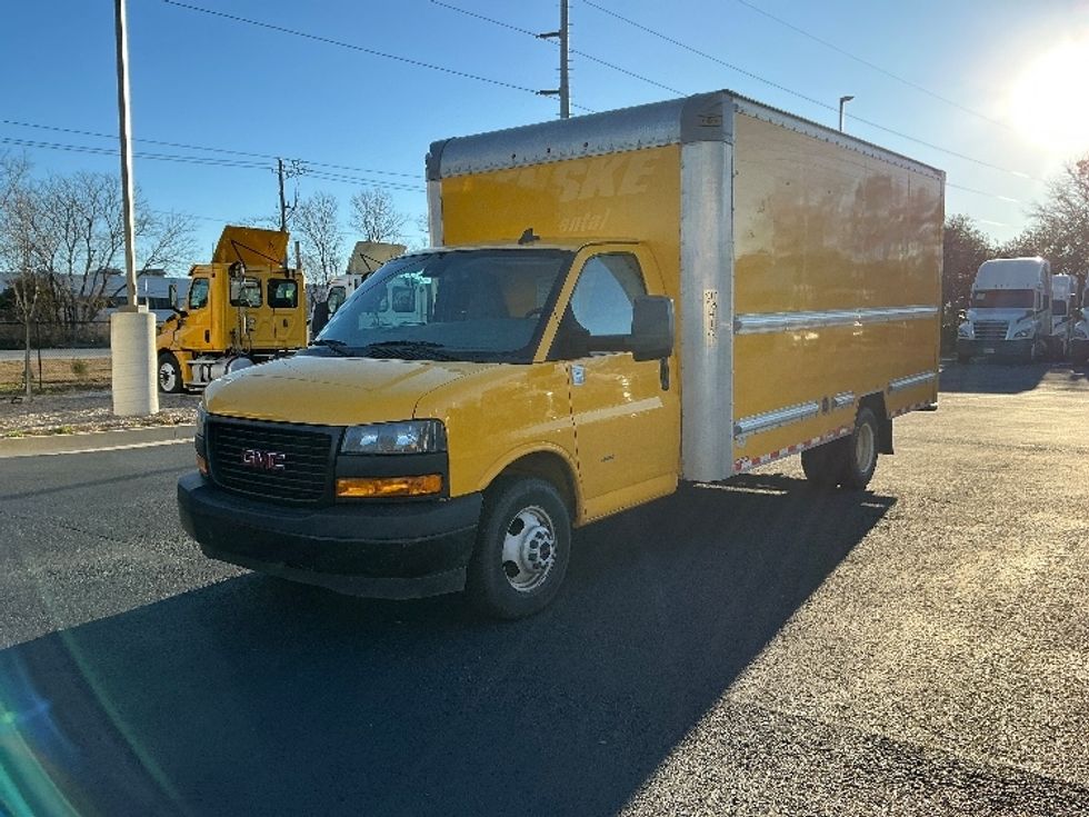 Light Duty Box Truck-Light and Medium Duty Trucks-GMC-2021-Savana G33903-Atlanta (Forest Park)-GA-98,599\n\t\tmiles-$ 27,750 - Image 3