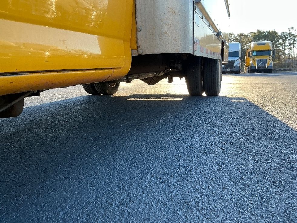 Light Duty Box Truck-Light and Medium Duty Trucks-GMC-2021-Savana G33903-Atlanta (Forest Park)-GA-98,599\n\t\tmiles-$ 27,750 - Image 5