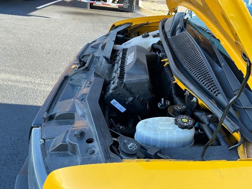 Light Duty Box Truck-Light and Medium Duty Trucks-GMC-2021-Savana G33903-Atlanta (Forest Park)-GA-98,599\n\t\tmiles-$ 27,750 - Image 24