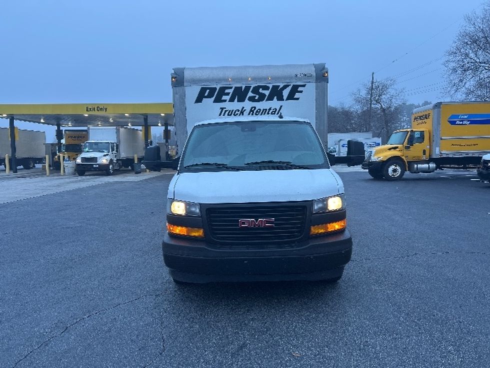 Light Duty Box Truck-Light and Medium Duty Trucks-GMC-2021-Savana G33903-Atlanta-GA-102,933\n\t\tmiles-$ 30,500 - Image 2