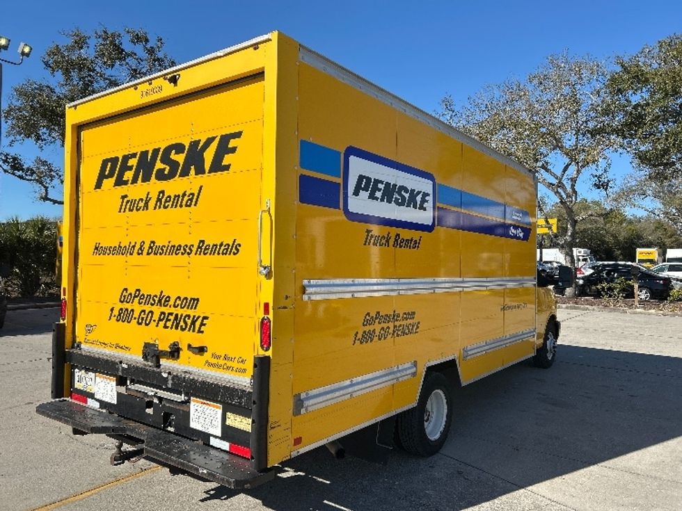 Light Duty Box Truck-Light and Medium Duty Trucks-GMC-2021-Savana G33903-Atlanta-GA-104,865\n\t\tmiles-$ 28,000 - Image 13