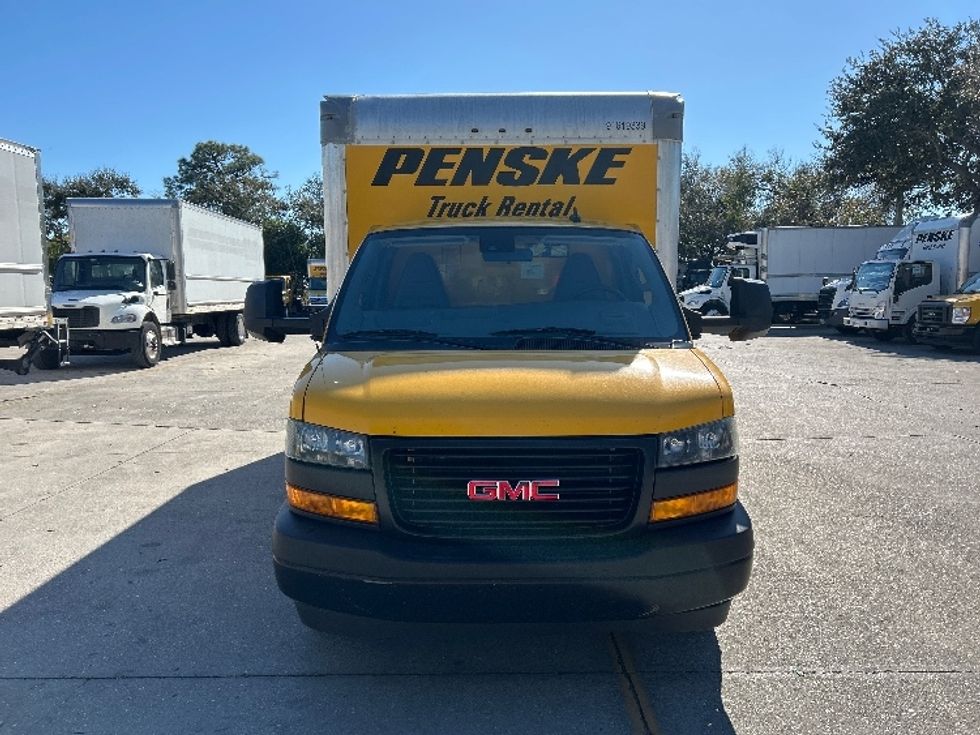 Light Duty Box Truck-Light and Medium Duty Trucks-GMC-2021-Savana G33903-Atlanta-GA-104,865\n\t\tmiles-$ 28,000 - Image 2