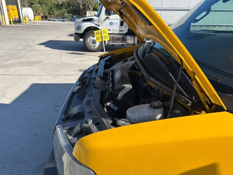 Light Duty Box Truck-Light and Medium Duty Trucks-GMC-2021-Savana G33903-Atlanta-GA-104,865\n\t\tmiles-$ 28,000 - Image 24