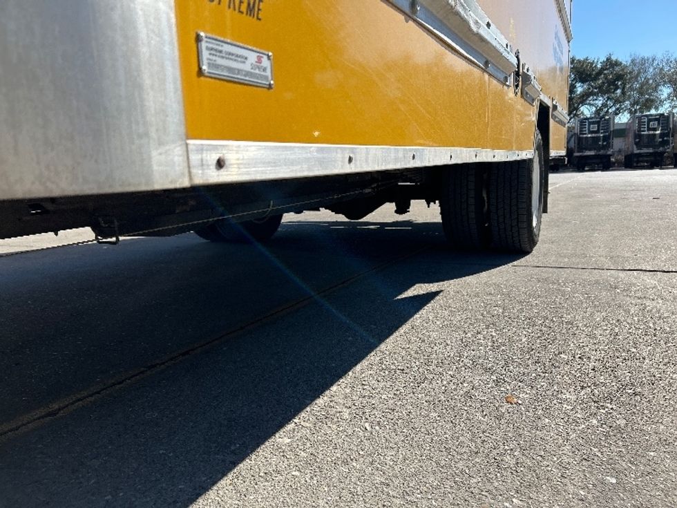 Light Duty Box Truck-Light and Medium Duty Trucks-GMC-2021-Savana G33903-Atlanta-GA-104,865\n\t\tmiles-$ 28,000 - Image 5