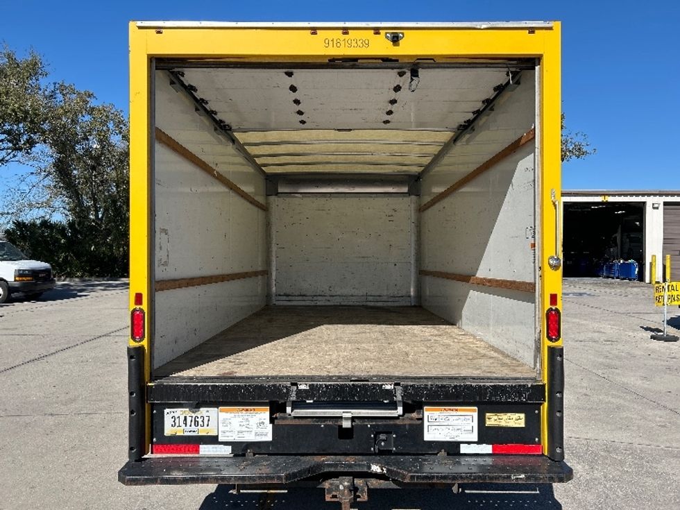 Light Duty Box Truck-Light and Medium Duty Trucks-GMC-2021-Savana G33903-Atlanta-GA-104,865\n\t\tmiles-$ 28,000 - Image 8