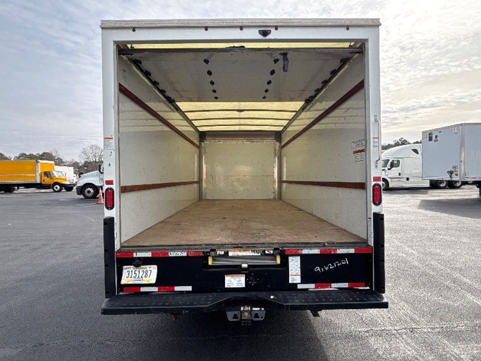 Light Duty Box Truck-Light and Medium Duty Trucks-GMC-2021-Savana G33903-Atlanta-GA-112,340\n\t\tmiles-$ 29,250 - Image 10