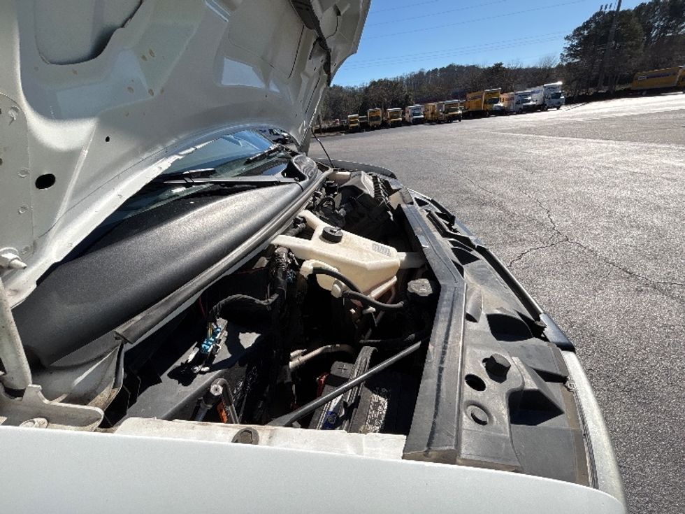 Light Duty Box Truck-Light and Medium Duty Trucks-GMC-2021-Savana G33903-Atlanta-GA-113,491\n\t\tmiles-$ 29,250 - Image 23