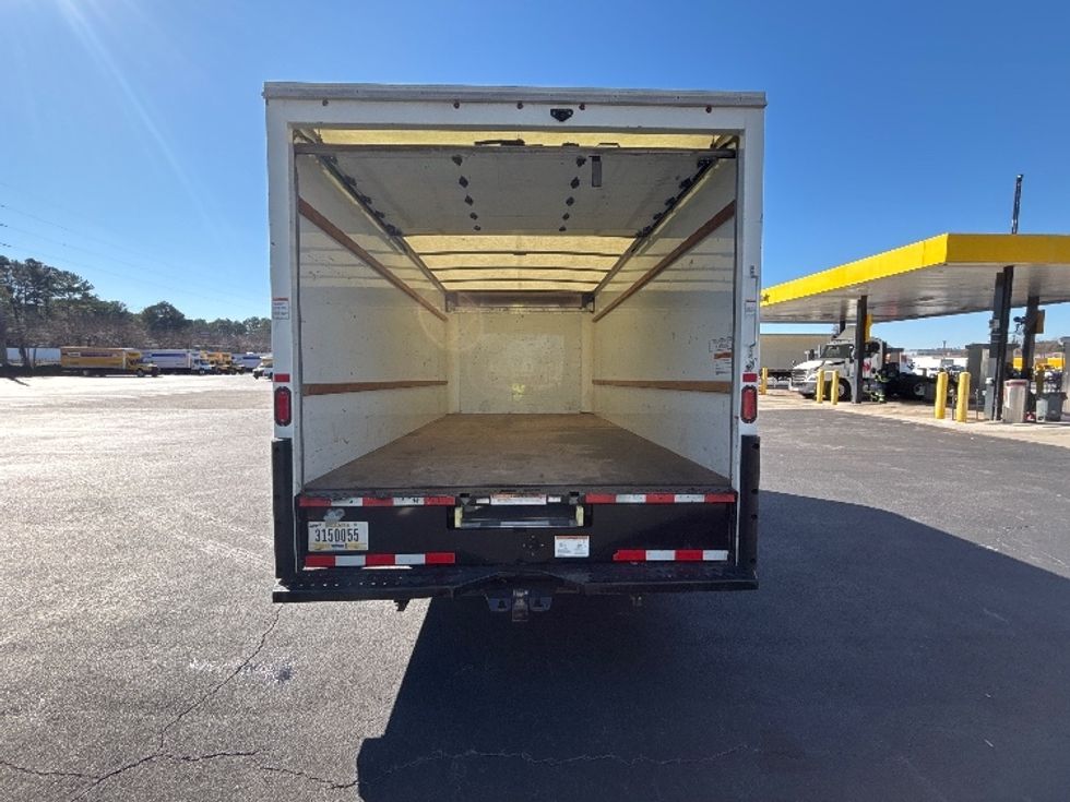 Light Duty Box Truck-Light and Medium Duty Trucks-GMC-2021-Savana G33903-Atlanta-GA-113,491\n\t\tmiles-$ 29,250 - Image 8