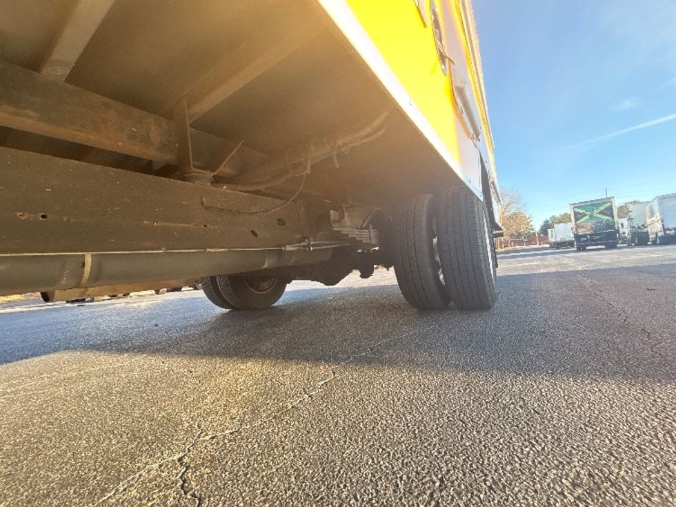 Light Duty Box Truck-Light and Medium Duty Trucks-GMC-2021-Savana G33903-Atlanta-GA-119,293\n\t\tmiles-$ 25,250 - Image 5