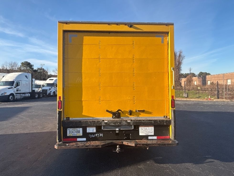 Light Duty Box Truck-Light and Medium Duty Trucks-GMC-2021-Savana G33903-Atlanta-GA-119,293\n\t\tmiles-$ 25,250 - Image 7