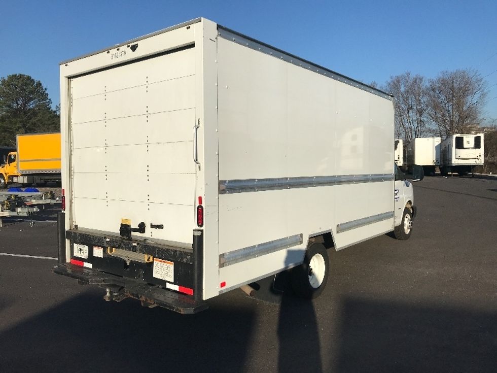 Light Duty Box Truck-Light and Medium Duty Trucks-GMC-2021-Savana G33903-Atlanta-GA-67,590\n\t\tmiles-$ 40,500 - Image 13
