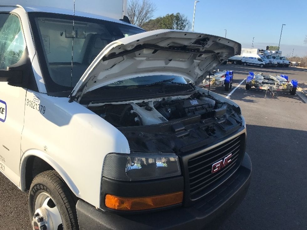 Light Duty Box Truck-Light and Medium Duty Trucks-GMC-2021-Savana G33903-Atlanta-GA-67,590\n\t\tmiles-$ 40,500 - Image 23