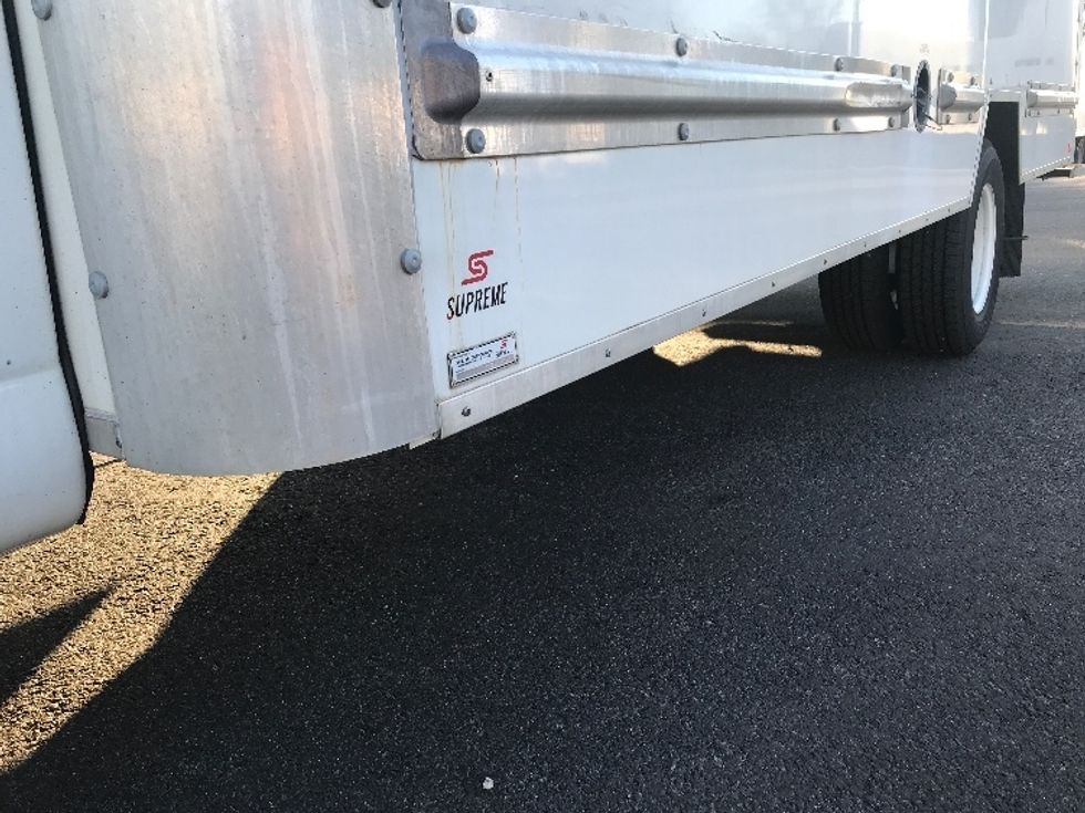 Light Duty Box Truck-Light and Medium Duty Trucks-GMC-2021-Savana G33903-Atlanta-GA-67,590\n\t\tmiles-$ 40,500 - Image 5