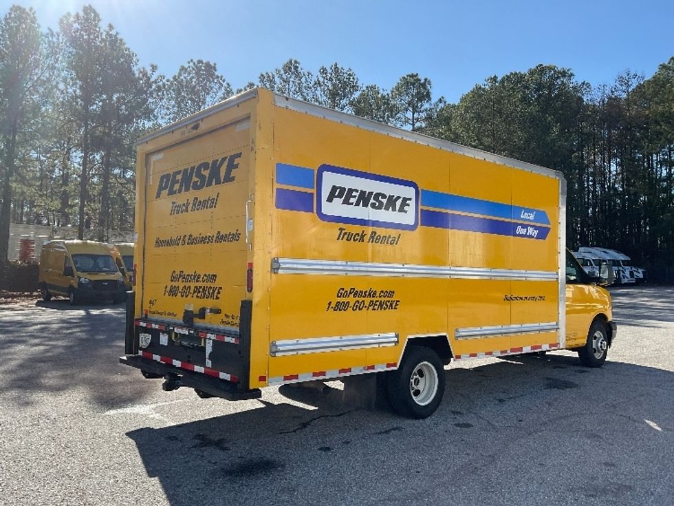 Light Duty Box Truck-Light and Medium Duty Trucks-GMC-2021-Savana G33903-Atlanta-GA-72,308\n\t\tmiles-$ 35,750 - Image 12