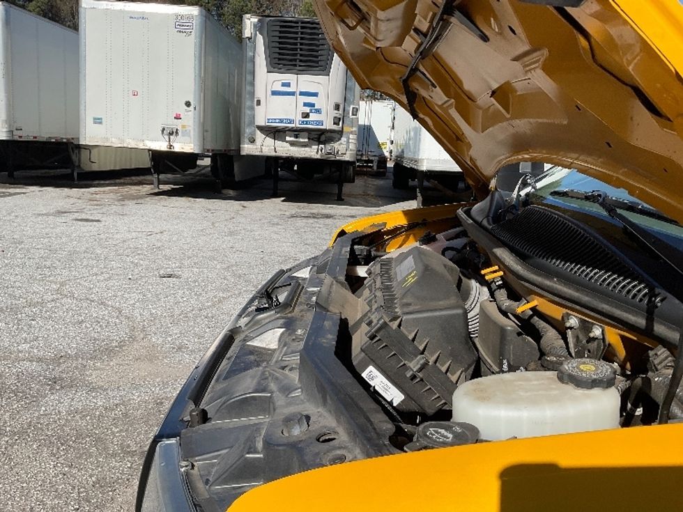 Light Duty Box Truck-Light and Medium Duty Trucks-GMC-2021-Savana G33903-Atlanta-GA-72,308\n\t\tmiles-$ 35,750 - Image 23