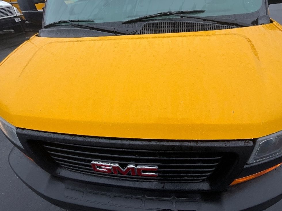 Light Duty Box Truck-Light and Medium Duty Trucks-GMC-2021-Savana G33903-Atlanta-GA-73,767\n\t\tmiles-$ 32,250 - Image 24