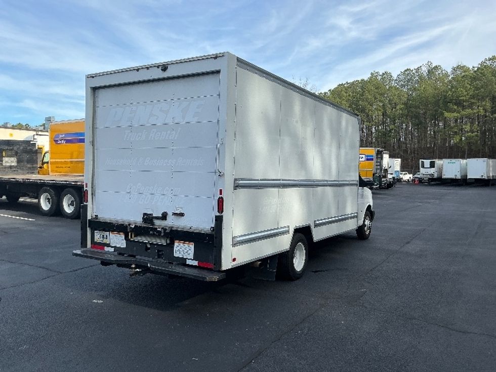Light Duty Box Truck-Light and Medium Duty Trucks-GMC-2021-Savana G33903-Atlanta-GA-91,010\n\t\tmiles-$ 31,750 - Image 13