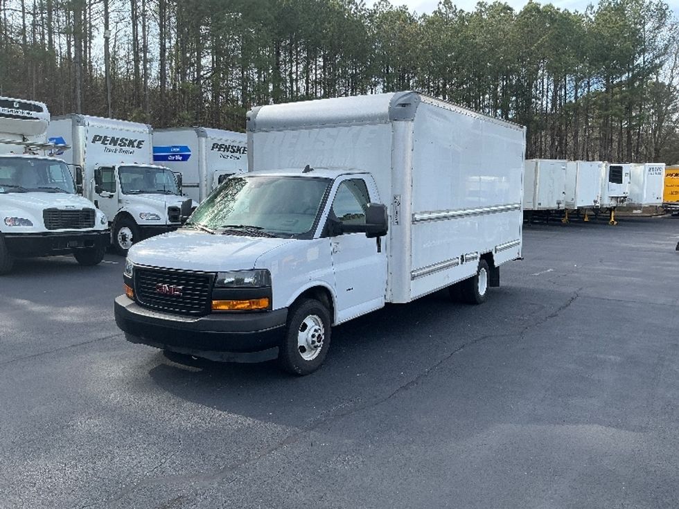 Light Duty Box Truck-Light and Medium Duty Trucks-GMC-2021-Savana G33903-Atlanta-GA-91,010\n\t\tmiles-$ 31,750 - Image 3
