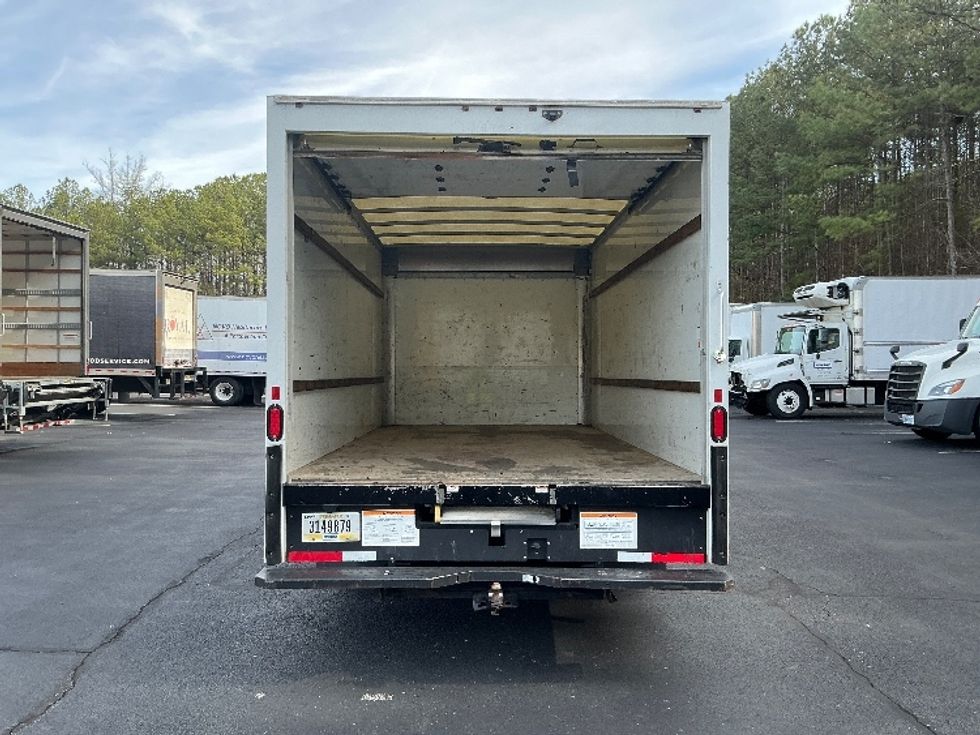 Light Duty Box Truck-Light and Medium Duty Trucks-GMC-2021-Savana G33903-Atlanta-GA-91,010\n\t\tmiles-$ 31,750 - Image 8