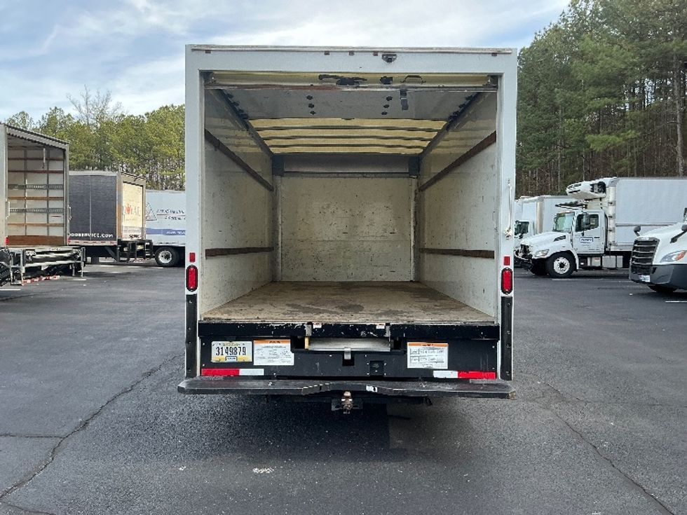 Light Duty Box Truck-Light and Medium Duty Trucks-GMC-2021-Savana G33903-Atlanta-GA-91,010\n\t\tmiles-$ 31,750 - Image 9