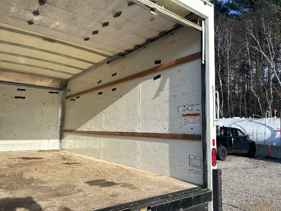 Light Duty Box Truck-Light and Medium Duty Trucks-GMC-2021-Savana G33903-Auburn-MA-114,171\n\t\tmiles-$ 26,250 - Image 12