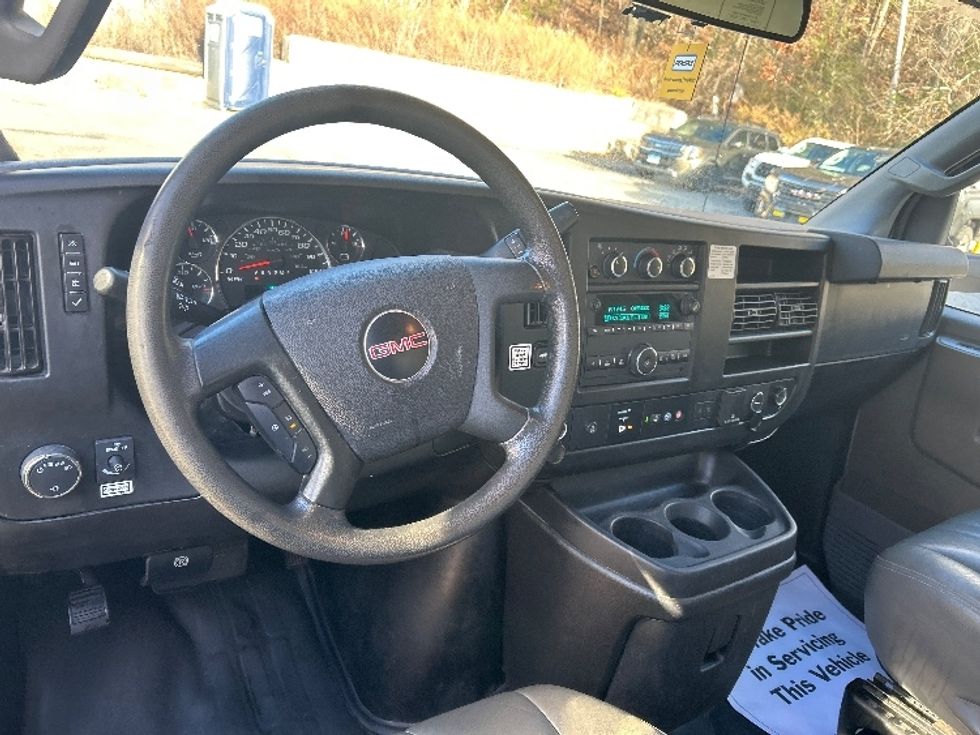 Light Duty Box Truck-Light and Medium Duty Trucks-GMC-2021-Savana G33903-Auburn-MA-114,171\n\t\tmiles-$ 26,250 - Image 18