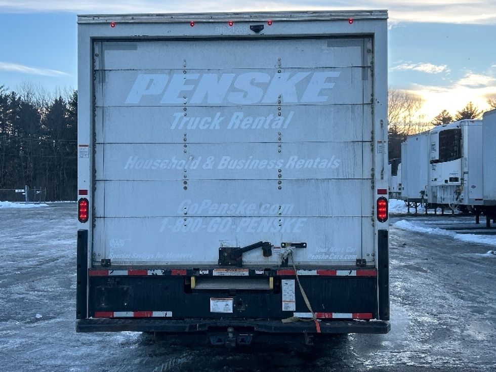 Light Duty Box Truck-Light and Medium Duty Trucks-GMC-2021-Savana G33903-Auburn-ME-99,218\n\t\tmiles-$ 27,750 - Image 7