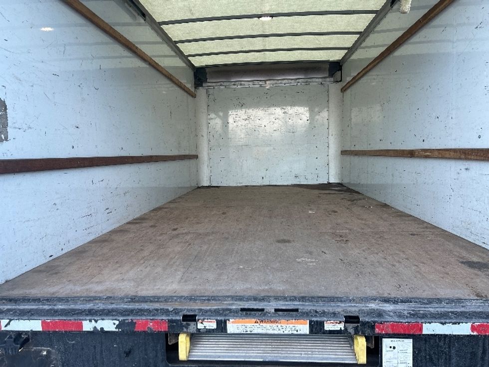 Light Duty Box Truck-Light and Medium Duty Trucks-GMC-2021-Savana G33903-Auburn-ME-99,218\n\t\tmiles-$ 27,750 - Image 9