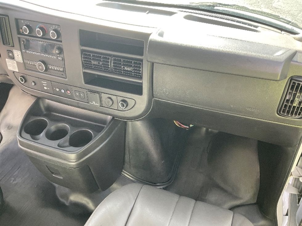 Light Duty Box Truck-Light and Medium Duty Trucks-GMC-2021-Savana G33903-Augusta-GA-104,379\n\t\tmiles-$ 30,750 - Image 21