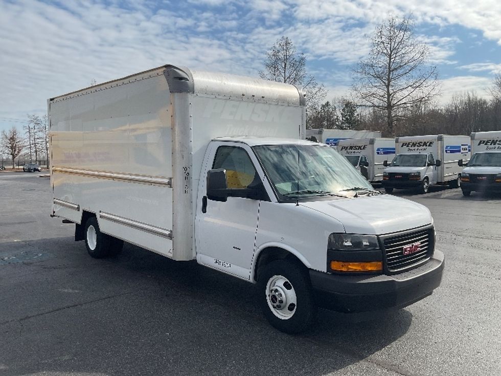 Light Duty Box Truck-Light and Medium Duty Trucks-GMC-2021-Savana G33903-Augusta-GA-108,249\n\t\tmiles-$ 30,250 - Image 1