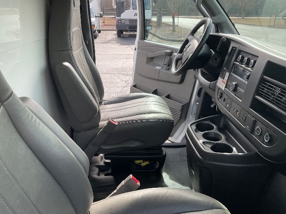 Light Duty Box Truck-Light and Medium Duty Trucks-GMC-2021-Savana G33903-Augusta-GA-108,249\n\t\tmiles-$ 30,250 - Image 22