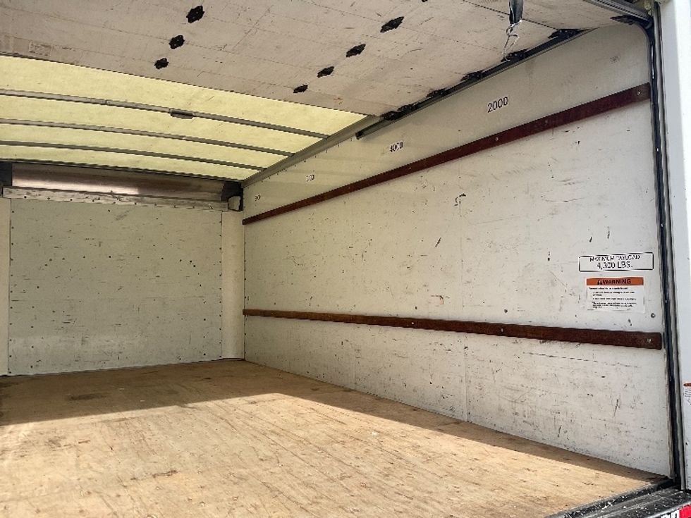 Light Duty Box Truck-Light and Medium Duty Trucks-GMC-2021-Savana G33903-Augusta-GA-90,311\n\t\tmiles-$ 32,500 - Image 12