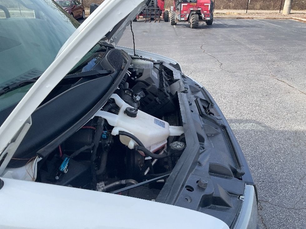 Light Duty Box Truck-Light and Medium Duty Trucks-GMC-2021-Savana G33903-Augusta-GA-90,311\n\t\tmiles-$ 32,500 - Image 23