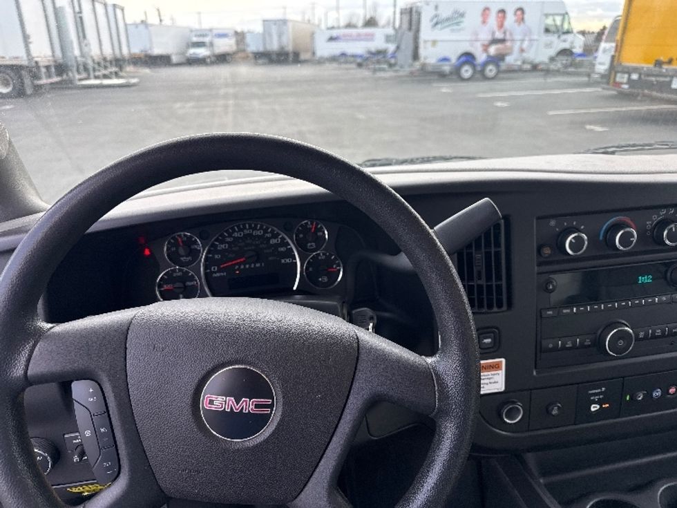 Light Duty Box Truck-Light and Medium Duty Trucks-GMC-2021-Savana G33903-Aurora-CO-112,315\n\t\tmiles-$ 29,500 - Image 16