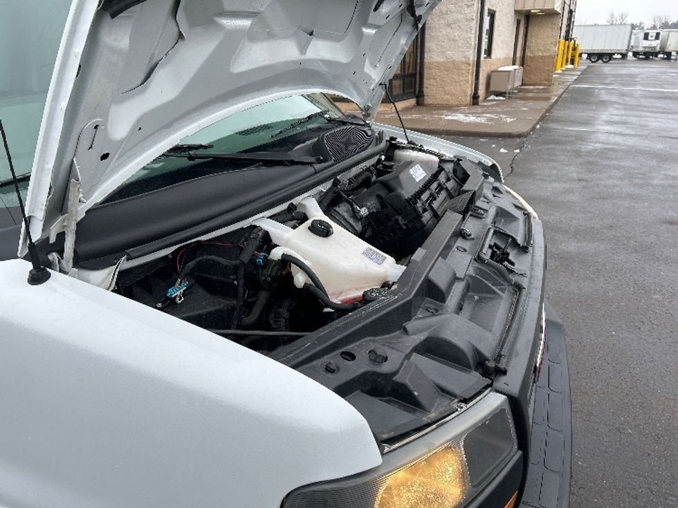 Light Duty Box Truck-Light and Medium Duty Trucks-GMC-2021-Savana G33903-Aurora-CO-64,277\n\t\tmiles-$ 35,250 - Image 24