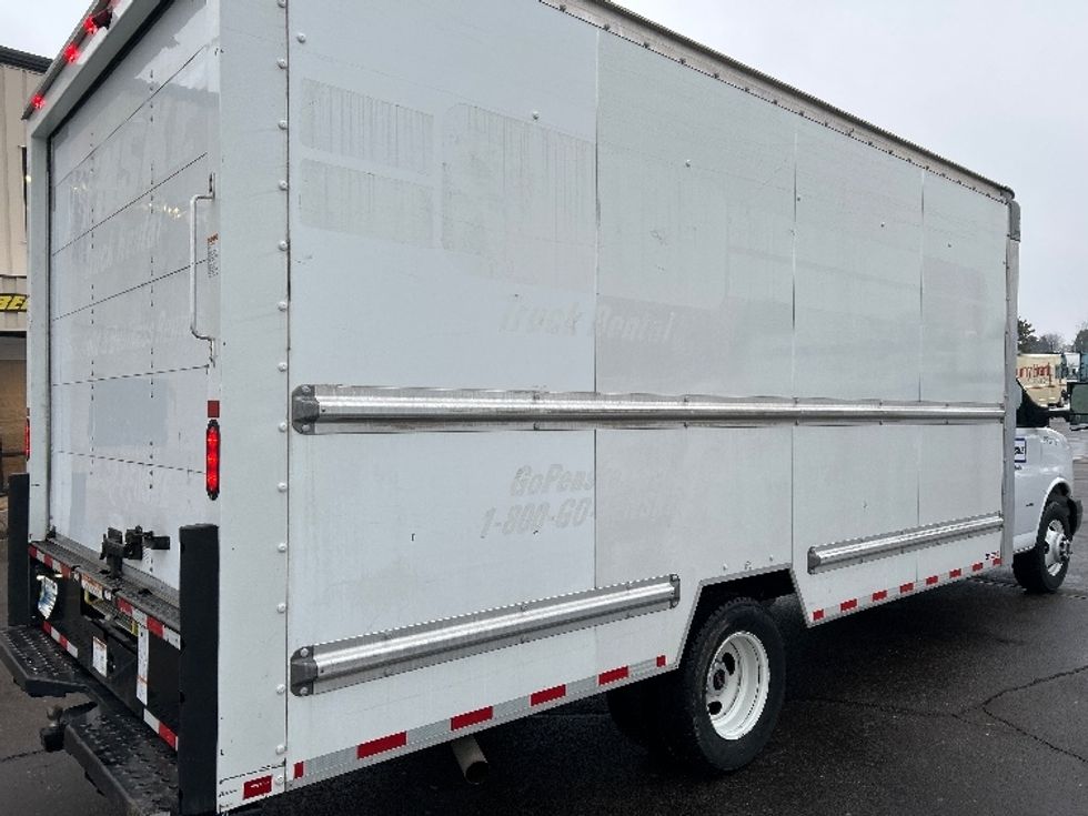 Light Duty Box Truck-Light and Medium Duty Trucks-GMC-2021-Savana G33903-Aurora-CO-64,277\n\t\tmiles-$ 35,250 - Image 28