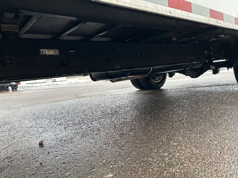 Light Duty Box Truck-Light and Medium Duty Trucks-GMC-2021-Savana G33903-Aurora-CO-64,277\n\t\tmiles-$ 35,250 - Image 5