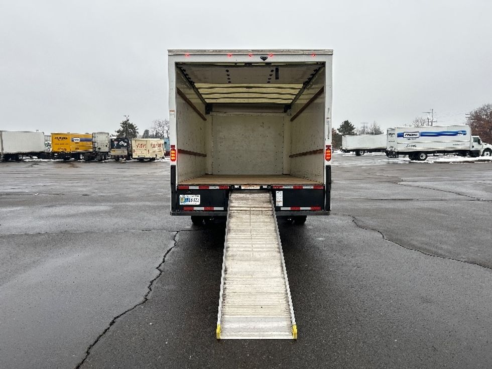 Light Duty Box Truck-Light and Medium Duty Trucks-GMC-2021-Savana G33903-Aurora-CO-64,277\n\t\tmiles-$ 35,250 - Image 9