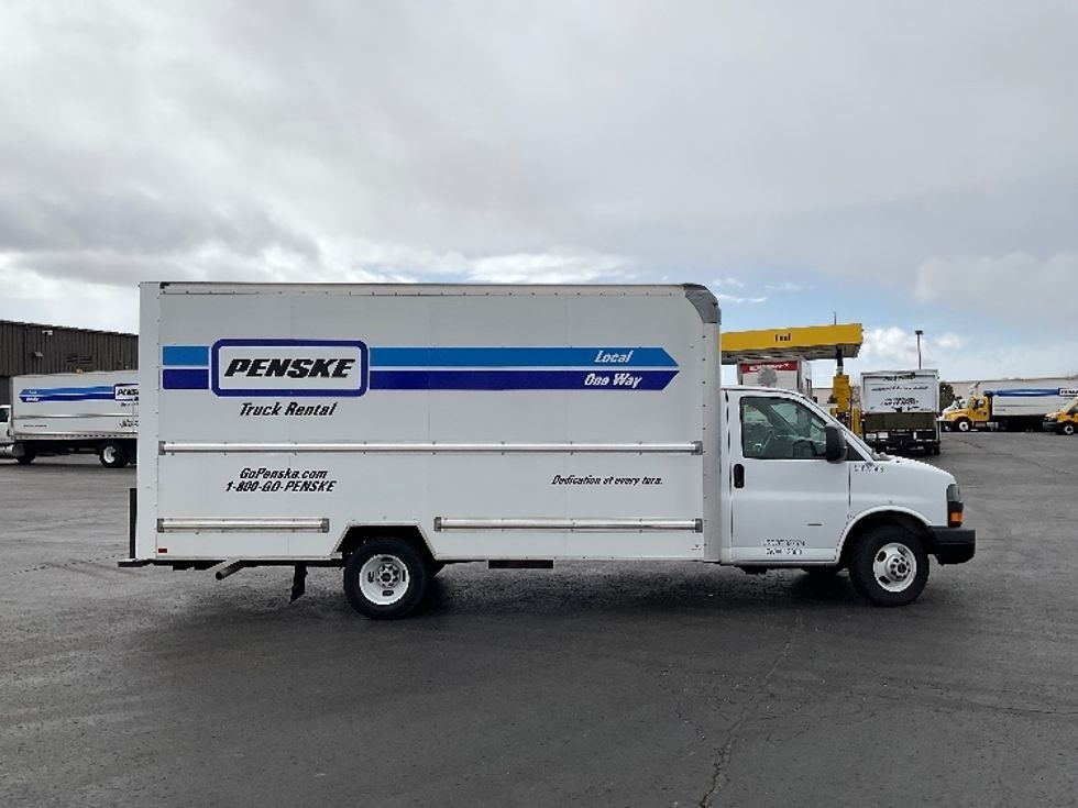 Light Duty Box Truck-Light and Medium Duty Trucks-GMC-2021-Savana G33903-Aurora-CO-70,488\n\t\tmiles-$ 34,500 - Image 14