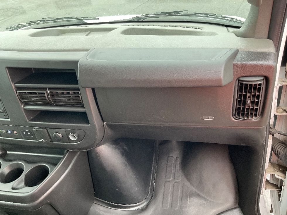 Light Duty Box Truck-Light and Medium Duty Trucks-GMC-2021-Savana G33903-Aurora-CO-70,488\n\t\tmiles-$ 34,500 - Image 20