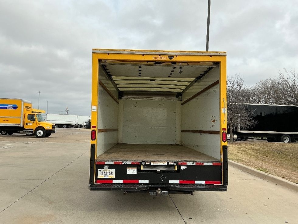 Light Duty Box Truck-Light and Medium Duty Trucks-GMC-2021-Savana G33903-Austin-TX-101,987\n\t\tmiles-$ 26,250 - Image 7